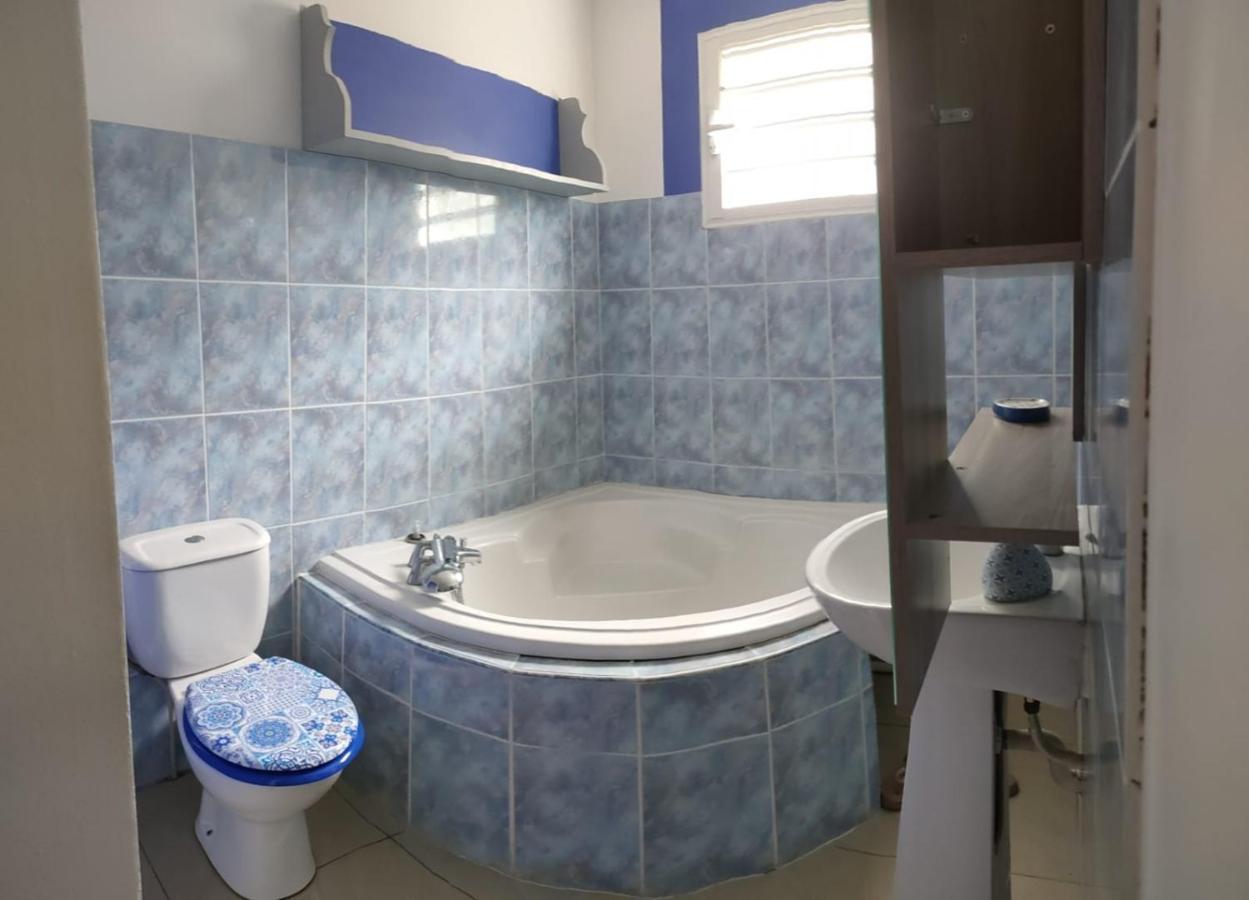 Petite Maison A 12Mn Du Bassin De Manapany سانت-جوزيف المظهر الخارجي الصورة