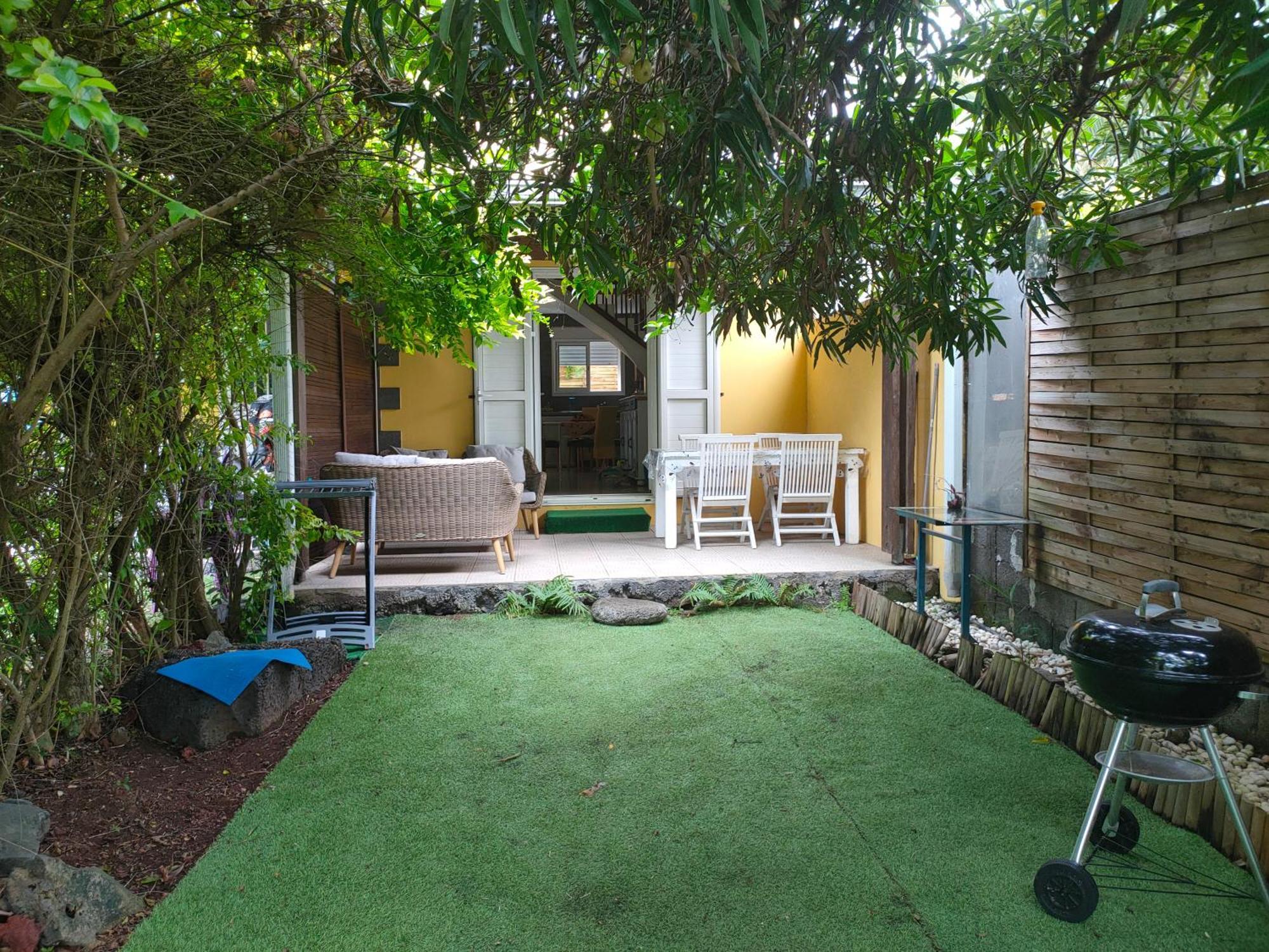Petite Maison A 12Mn Du Bassin De Manapany سانت-جوزيف المظهر الخارجي الصورة